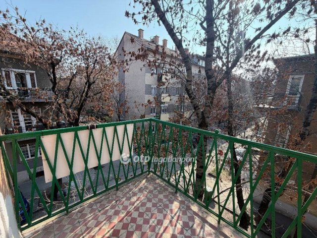 Eladó téglalakás, Budapesten, III. kerületben 134 M Ft, 3 szobás