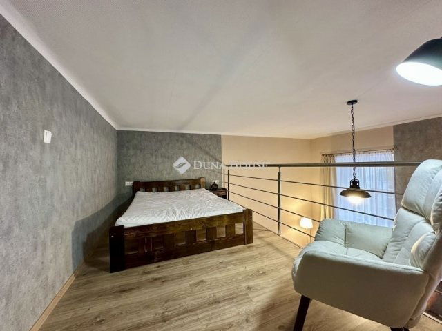 Eladó téglalakás, Budapesten, VII. kerületben 71.9 M Ft