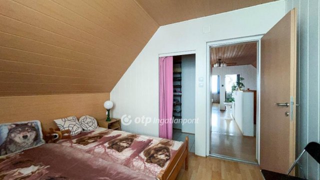 Eladó családi ház, Halászin 89.5 M Ft, 5 szobás