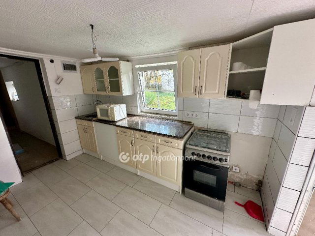 Eladó családi ház, Vidon 15.9 M Ft, 2 szobás