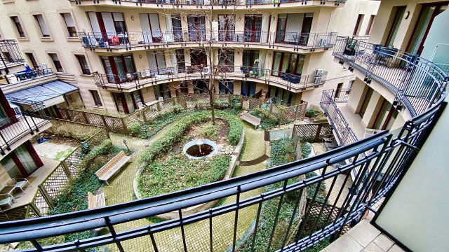 Kiadó téglalakás, albérlet, VI. kerületben, Király utcában