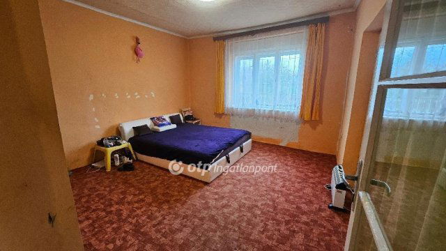 Eladó családi ház, Farmoson 38.9 M Ft, 4 szobás