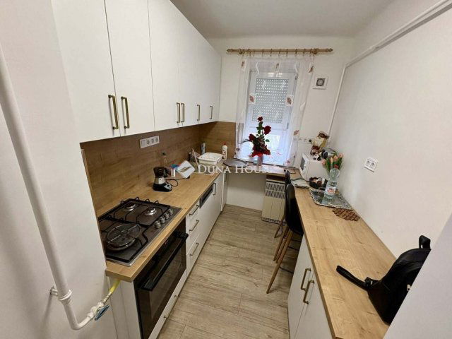 Eladó téglalakás, Nagykanizsán 31.5 M Ft, 2 szobás