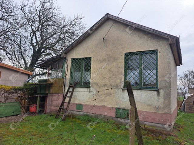 Eladó telek, Vámosszabadin 14.9 M Ft / költözzbe.hu