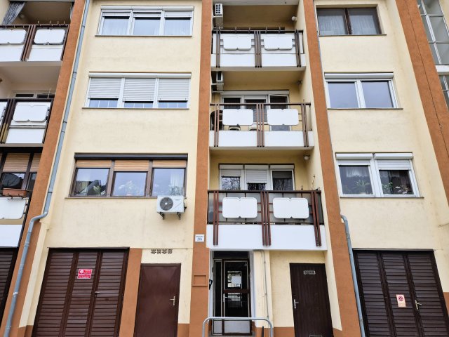 Eladó téglalakás, Kecskeméten 104.9 M Ft, 3+1 szobás