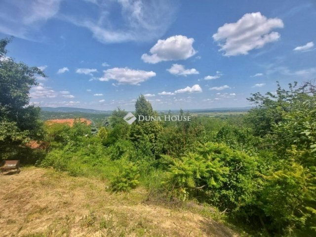 Eladó családi ház, Pomázon 175 M Ft, 4 szobás