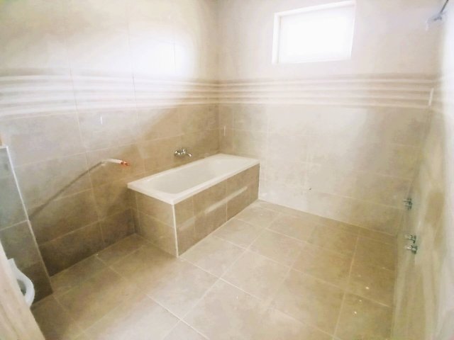 Eladó ikerház, Szigetcsépen 91.9 M Ft, 5 szobás