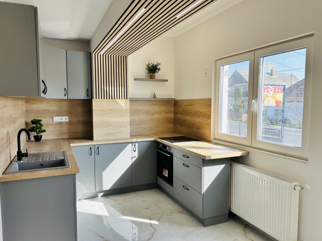 Eladó téglalakás, Sármelléken 42.5 M Ft, 1+2 szobás