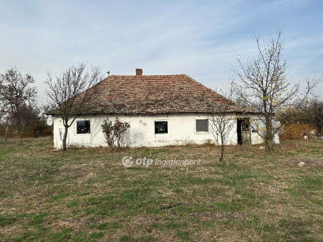 Eladó mezogazdasagi ingatlan, Szentesen 24.9 M Ft, 2 szobás