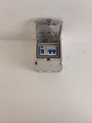 Eladó garázs, Debrecenben, Monostorpályi úton 12.6 M Ft