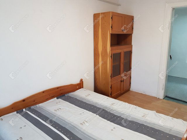 Eladó családi ház, Szegeden 41 M Ft, 2 szobás