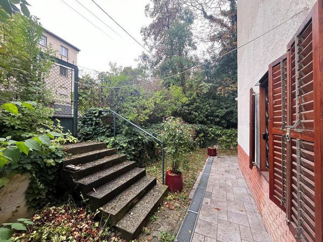 Eladó téglalakás, Budapesten, II. kerületben 125 M Ft, 2 szobás
