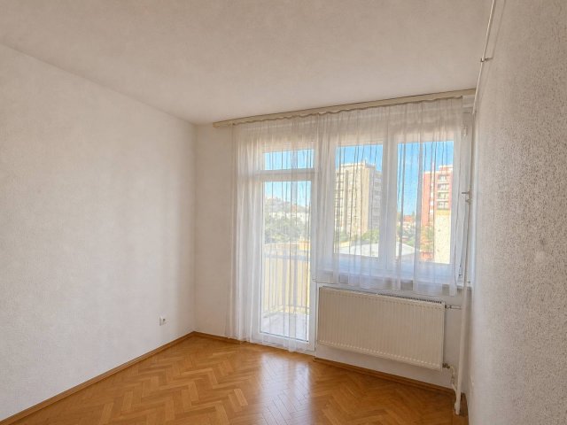 Kiadó téglalakás, albérlet, Székesfehérvárott 170 E Ft / hó