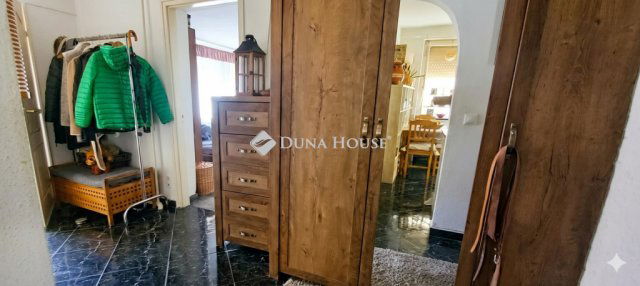 Eladó családi ház, Hévízen 115 M Ft, 4 szobás
