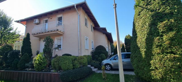 Eladó téglalakás, Érden 80.9 M Ft, 4 szobás