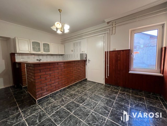 Eladó ikerház, Debrecenben 69.9 M Ft, 2 szobás