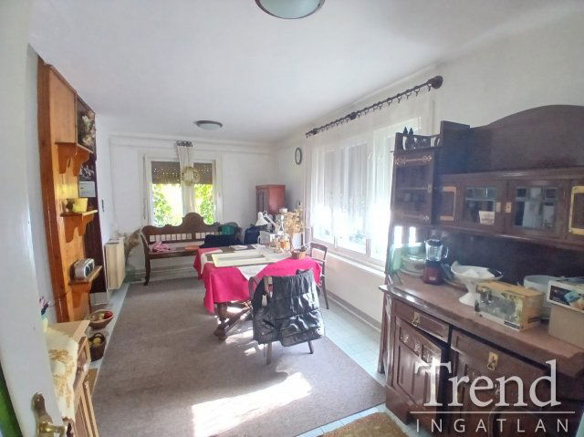 Eladó családi ház, Apostagon 37.9 M Ft, 3 szobás