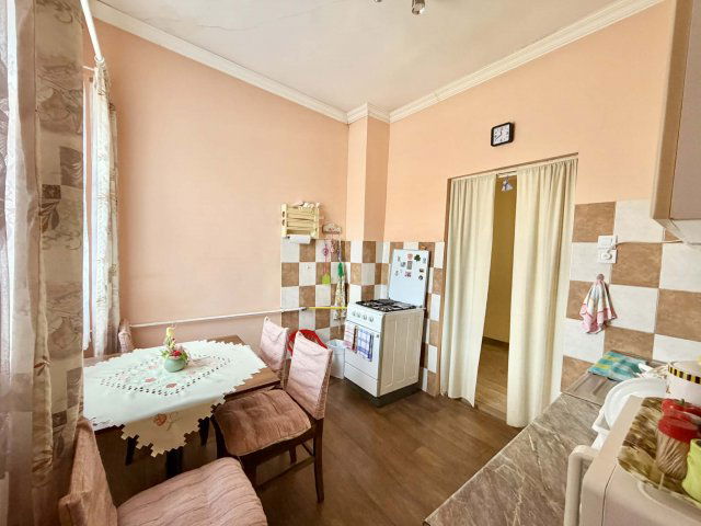 Eladó családi ház, Versegen 39.9 M Ft, 3 szobás