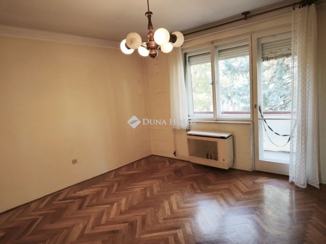 Eladó téglalakás, Szombathelyen 42.9 M Ft, 3 szobás