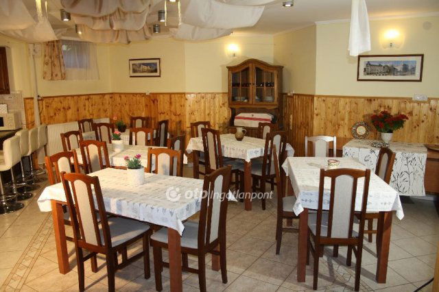 Eladó családi ház, Hajdúszoboszlón 142 M Ft, 3+4 szobás