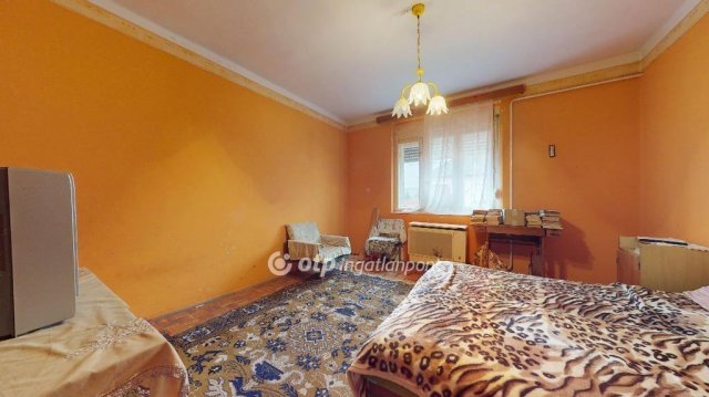 Eladó családi ház, Bogácson 32.5 M Ft, 2 szobás