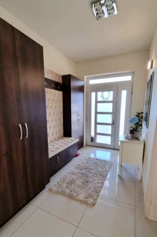 Eladó ikerház, Nyíregyházán 150 M Ft, 4 szobás