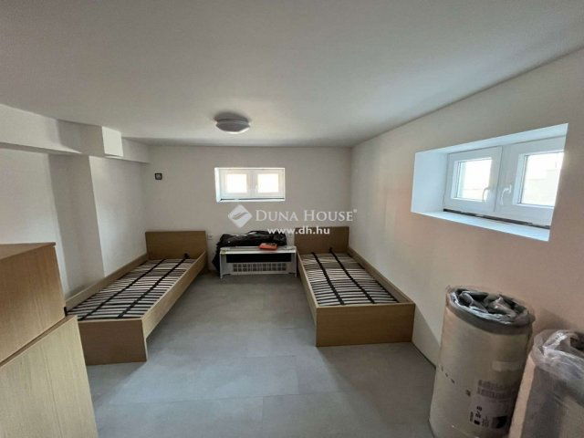 Kiadó téglalakás, albérlet, Kecskeméten 750 E Ft / hó