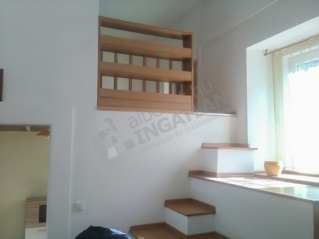 Kiadó téglalakás, albérlet, VIII. kerületben, József utcában