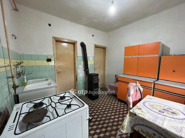 Eladó családi ház, Szabadegyházán 24.9 M Ft, 3 szobás