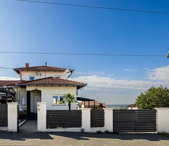 Eladó családi ház, Érden 199 M Ft, 4 szobás