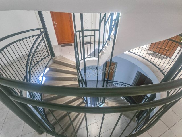 Eladó téglalakás, Sopronban 81.99 M Ft, 3 szobás