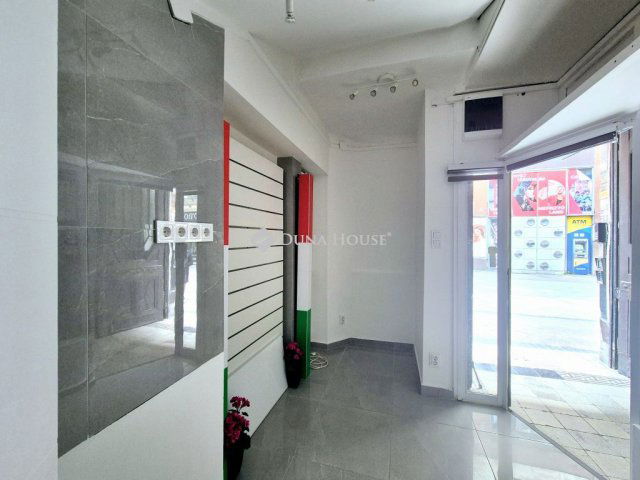 Kiadó üzlethelyiség, Budapesten, V. kerületben 300 E Ft / hó