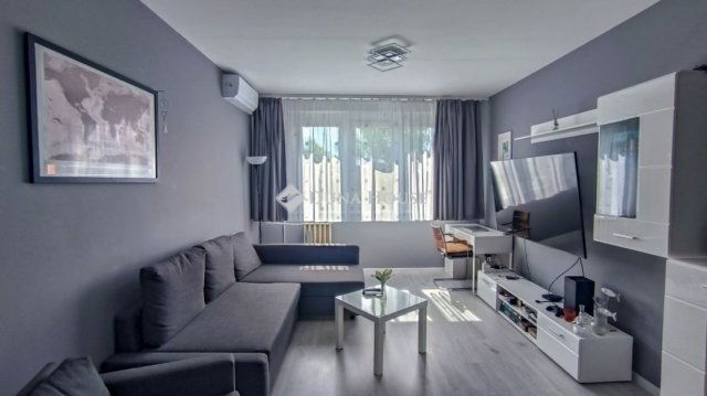 Eladó panellakás, Budapesten, III. kerületben 76.5 M Ft