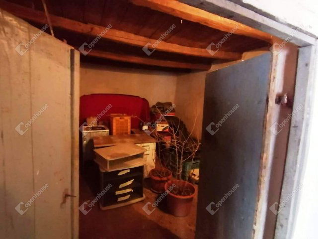 Eladó nyaraló, Pacsán 9.9 M Ft, 1 szobás / költözzbe.hu