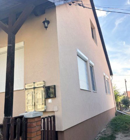 Eladó családi ház, Csabdiban 109 M Ft, 4 szobás