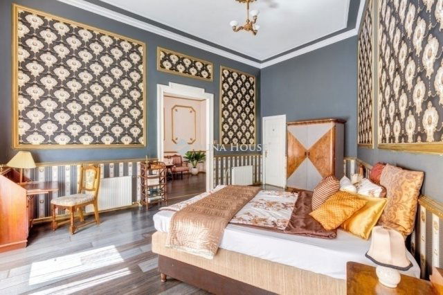 Eladó téglalakás, Budapesten, VII. kerületben 120.49 M Ft