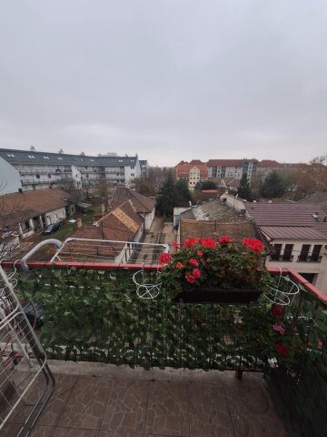 Eladó téglalakás, Budapesten, XV. kerületben 69.9 M Ft, 3 szobás