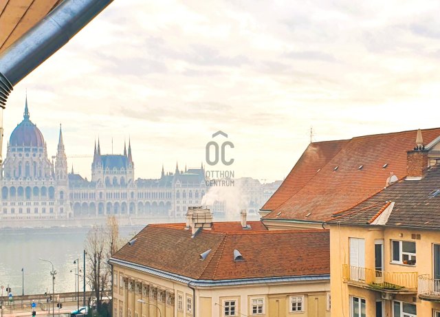Eladó téglalakás, Budapesten, II. kerületben 160.99 M Ft