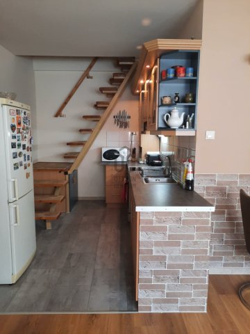Eladó téglalakás, Mosonmagyaróváron 68.5 M Ft, 4 szobás