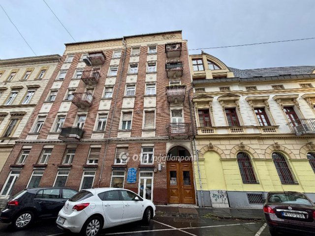 Eladó téglalakás, Budapesten, VIII. kerületben 82.1 M Ft