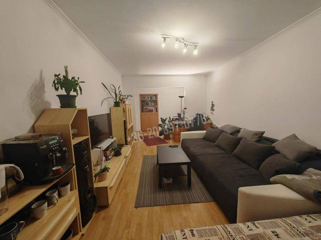 Eladó panellakás, Győrött 61.9 M Ft, 3 szobás