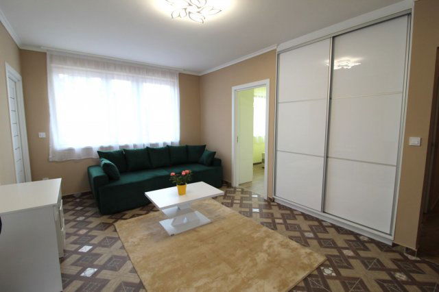 Kiadó téglalakás, albérlet, Debrecenben 420 E Ft / hó, 3 szobás