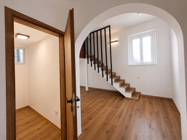Eladó téglalakás, Budapesten, VI. kerületben, Király utcában