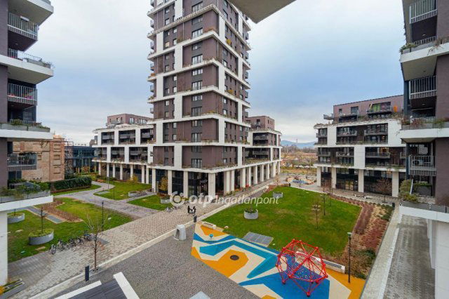 Eladó téglalakás, Budapesten, IV. kerületben 165 M Ft, 4 szobás