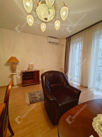 Eladó téglalakás, Győrött 124.9 M Ft, 3 szobás