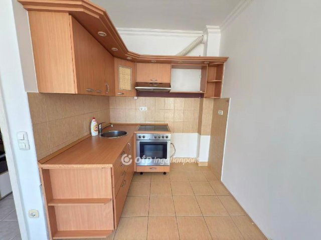 Eladó téglalakás, Budapesten, X. kerületben 47.5 M Ft, 1 szobás