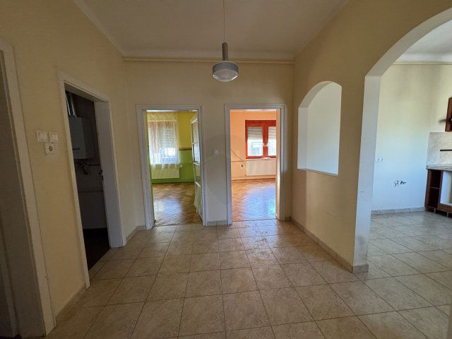 Eladó családi ház, Hatvanban 67.9 M Ft, 3 szobás