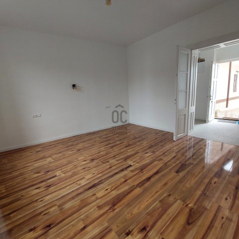 Eladó családi ház, Véménden 89 M Ft, 5 szobás