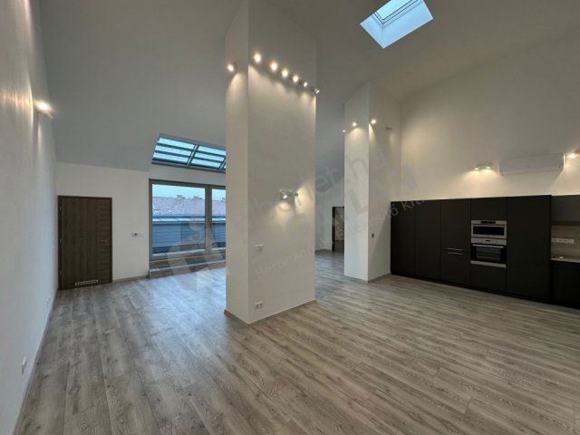 Kiadó téglalakás, albérlet, VI. kerületben, Andrássy úton