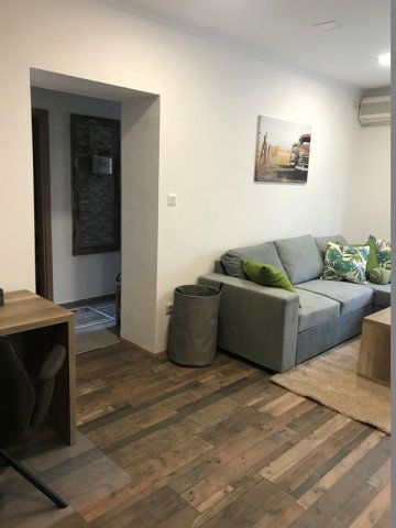 Kiadó téglalakás, albérlet, Pécsett, Irgalmasok utcájában